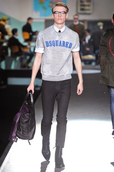 Look 5